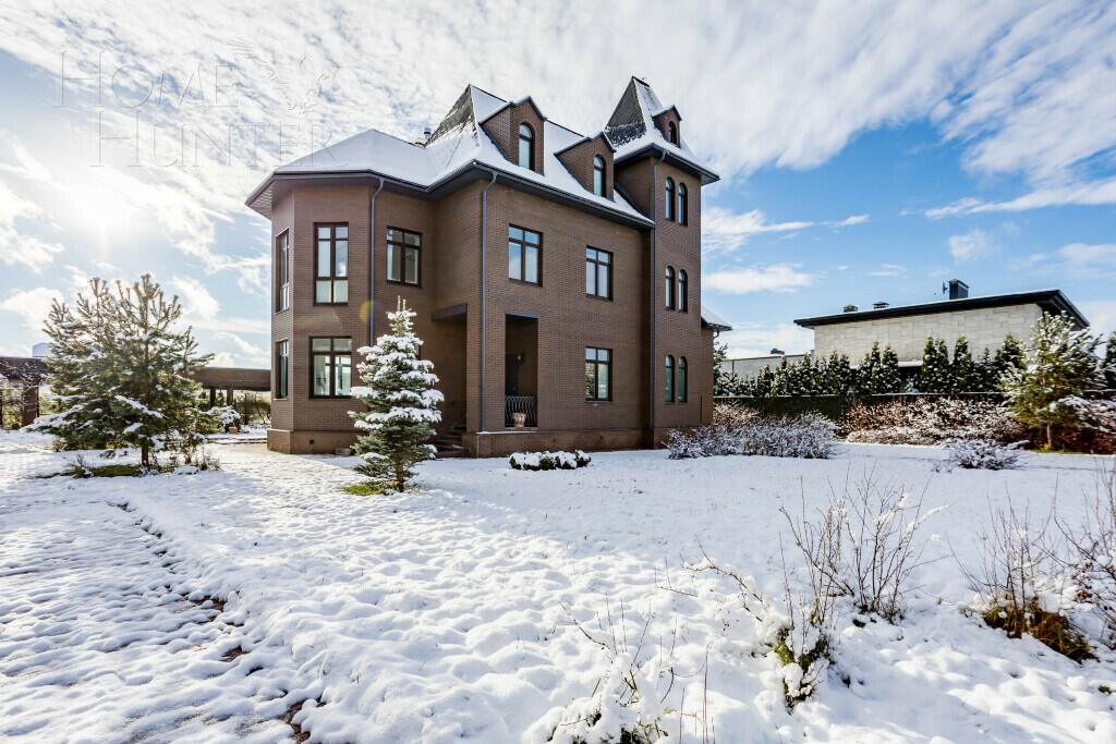 2-этажный коттедж 375 м² с отделкой