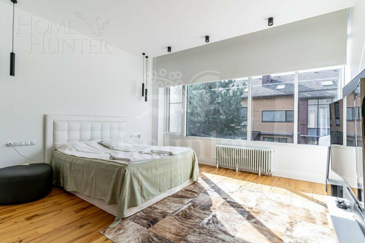 3-этажный таунхаус 350 м² с отделкой