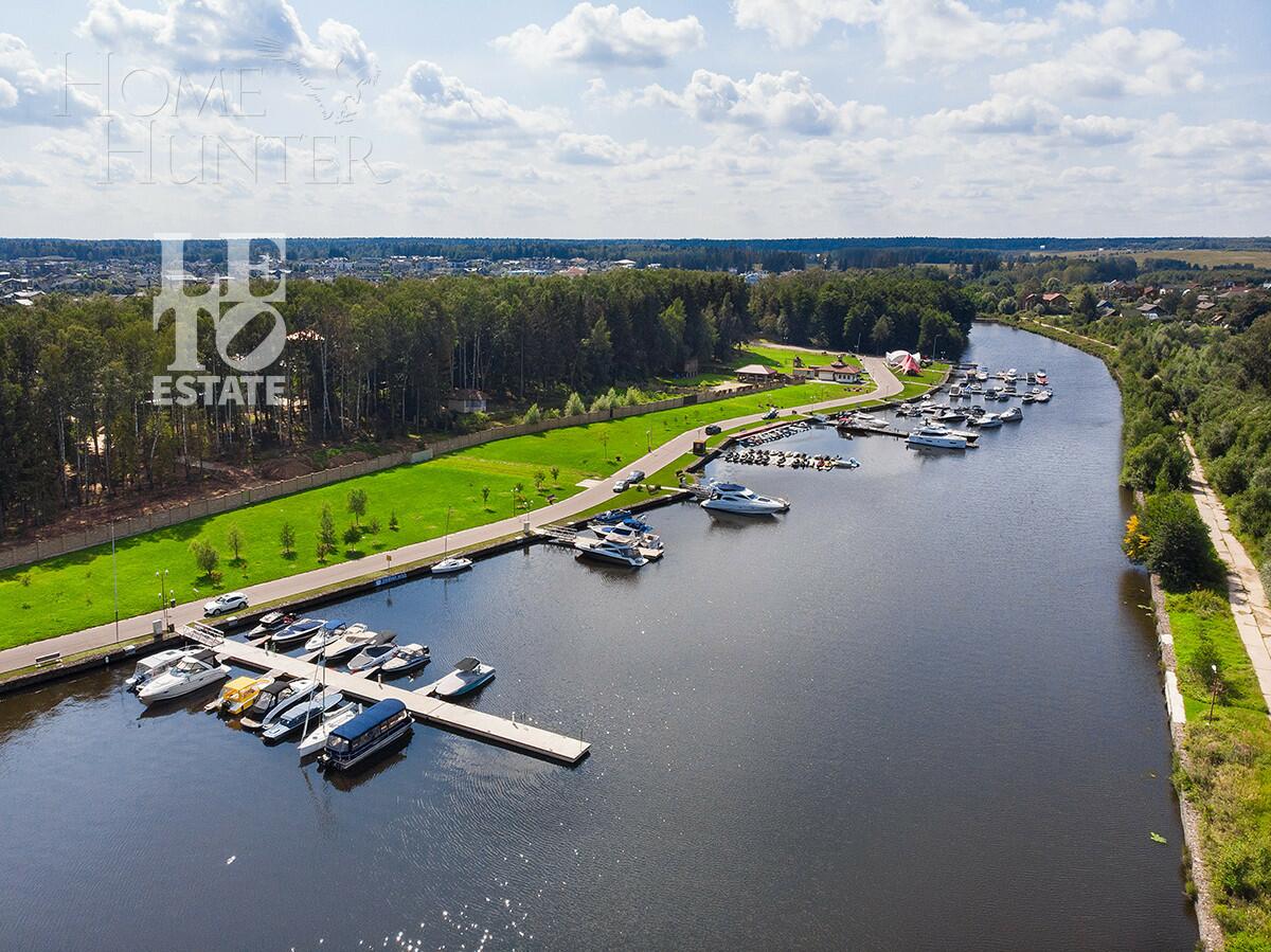 2-этажный коттедж 1 150 м² без отделки