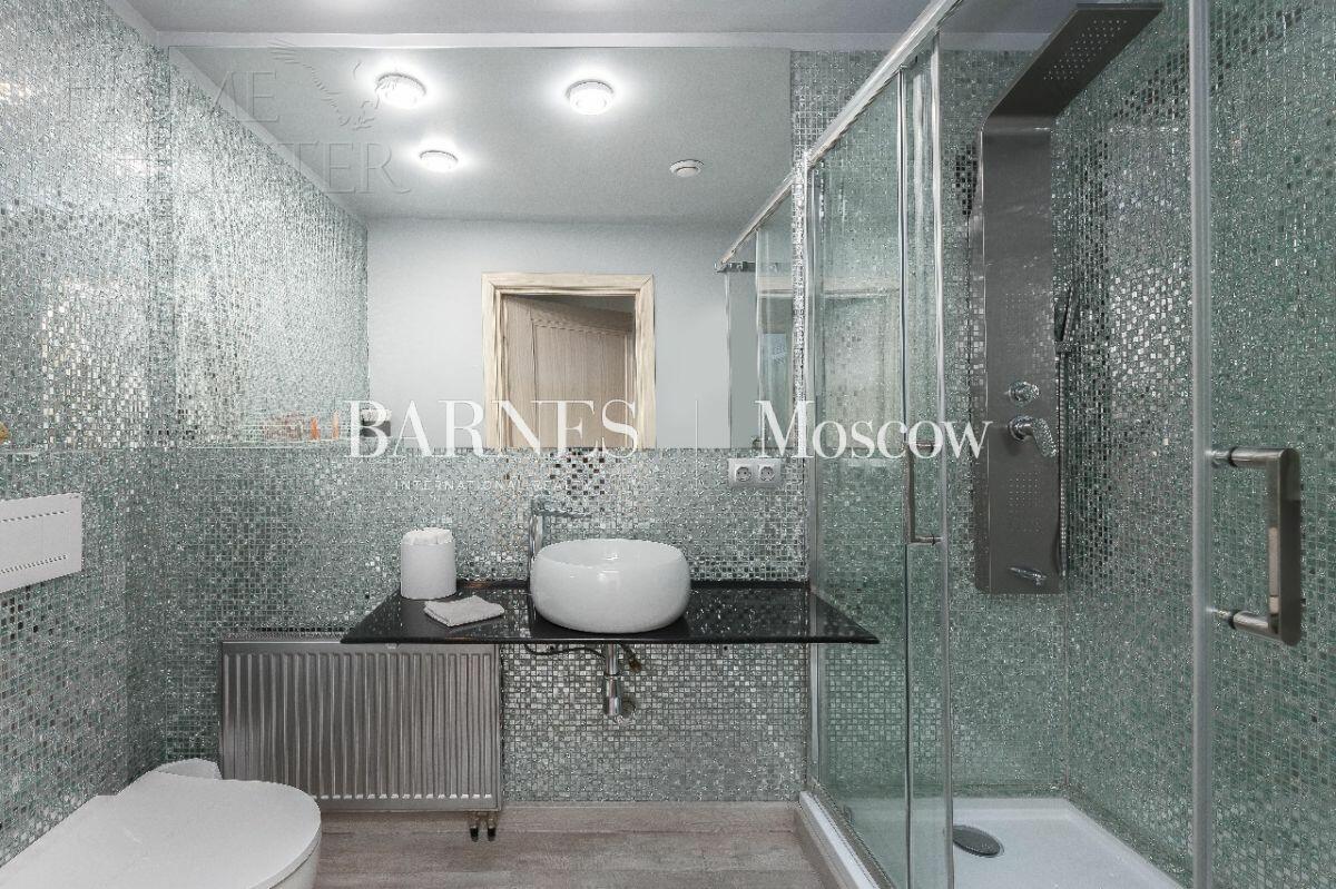 2-этажный коттедж 450 м² с отделкой