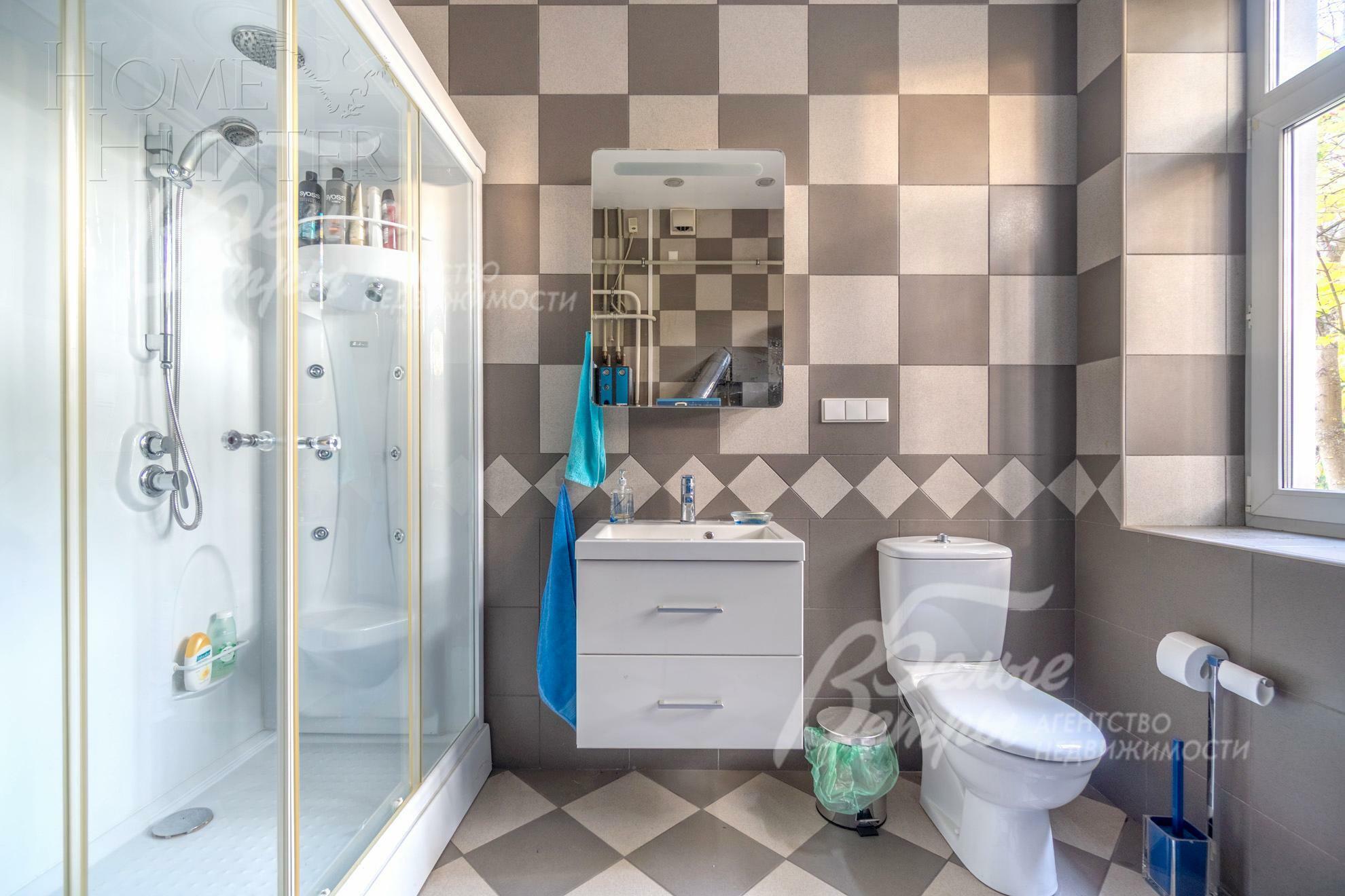 2-этажный коттедж 405 м² с отделкой