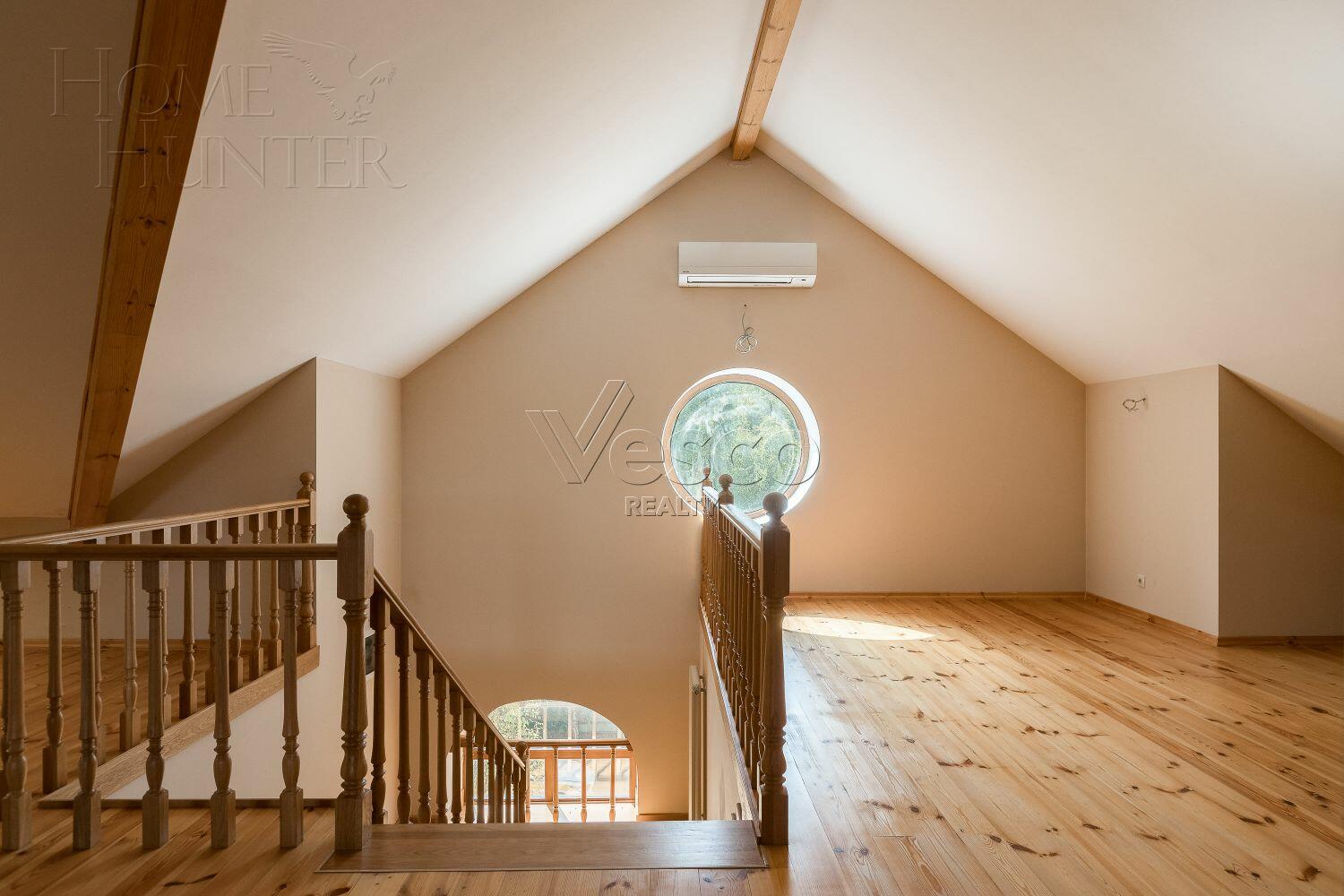 2-этажный коттедж 750 м² с отделкой