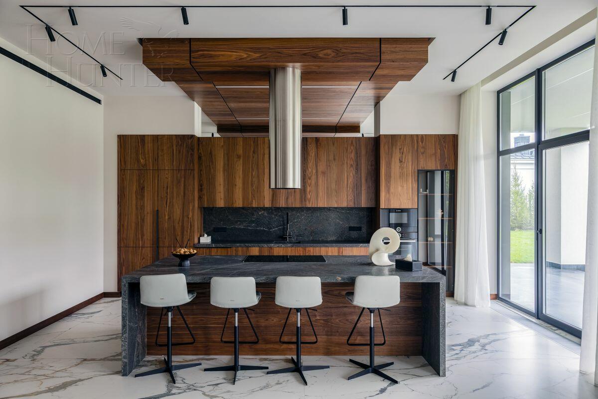 2-этажный коттедж 731 м² с отделкой