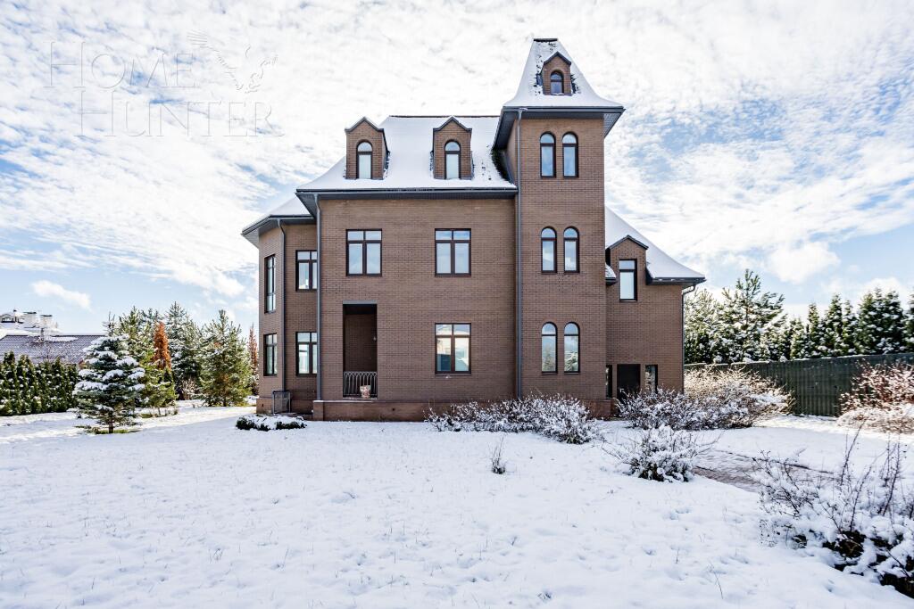 2-этажный коттедж 375 м² с отделкой