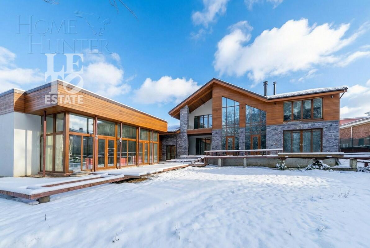 2-этажный коттедж 1 150 м² без отделки