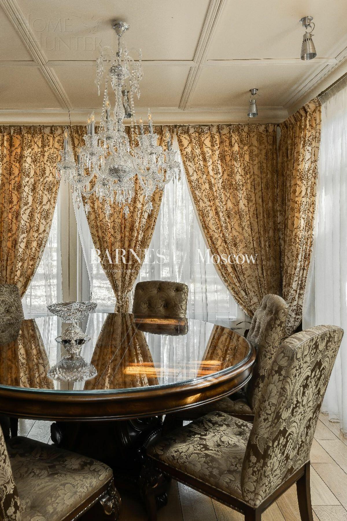 2-этажный коттедж 450 м² с отделкой