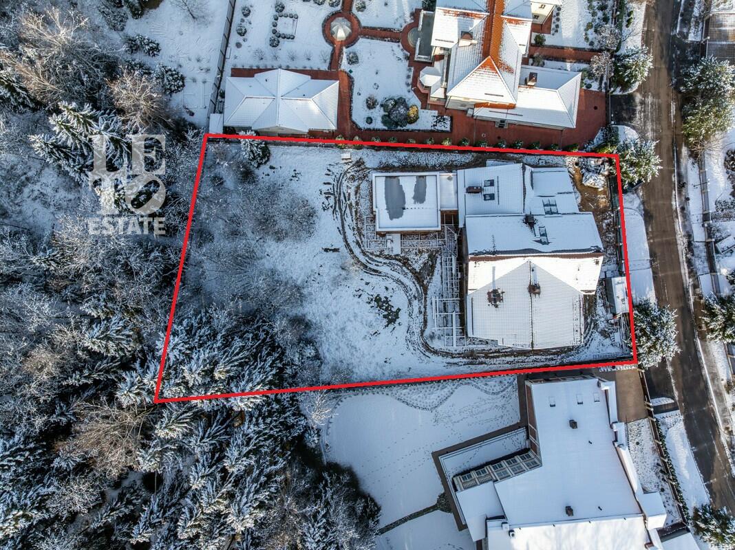 2-этажный коттедж 1 150 м² без отделки