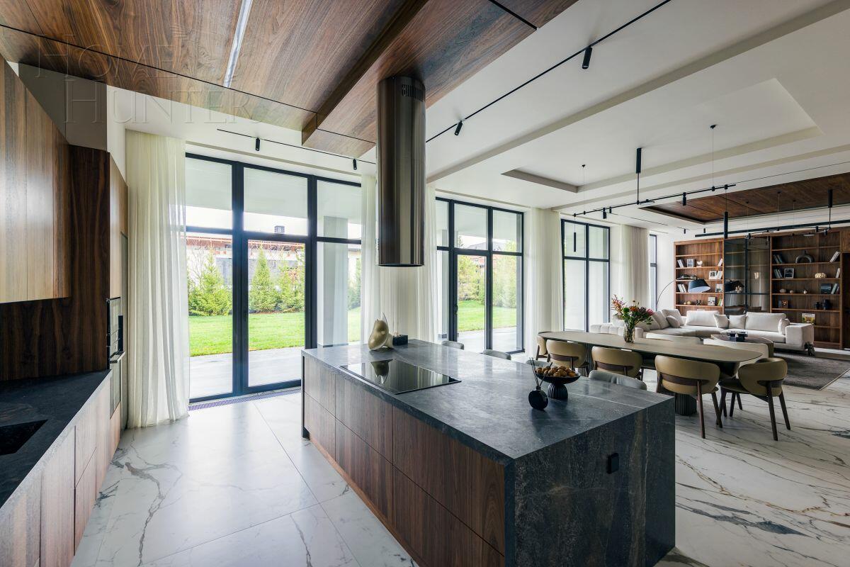 2-этажный коттедж 731 м² с отделкой