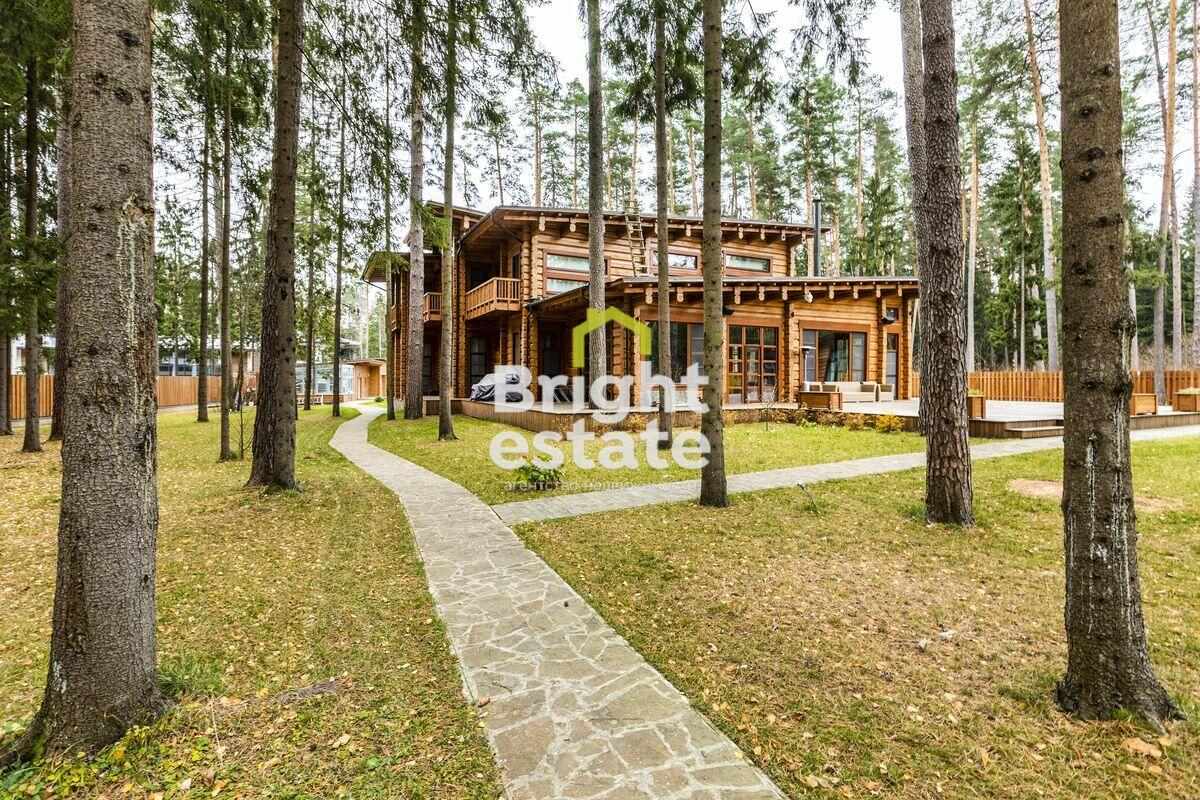 2-этажный коттедж 650 м² с отделкой