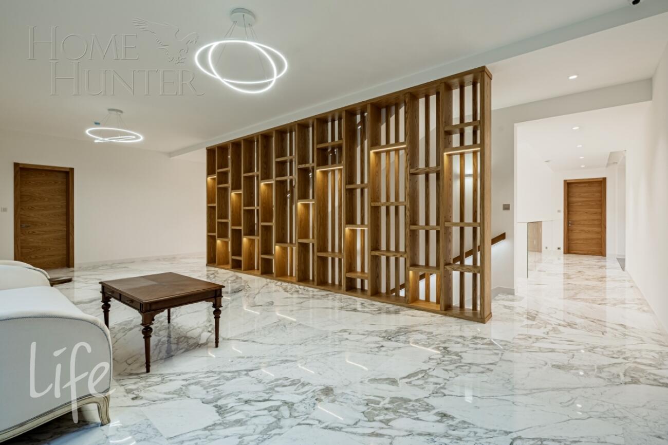 2-этажный коттедж 1 330 м² с отделкой