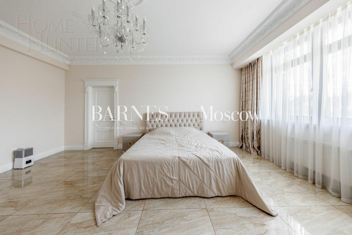 2-этажный коттедж 1 667 м² с отделкой