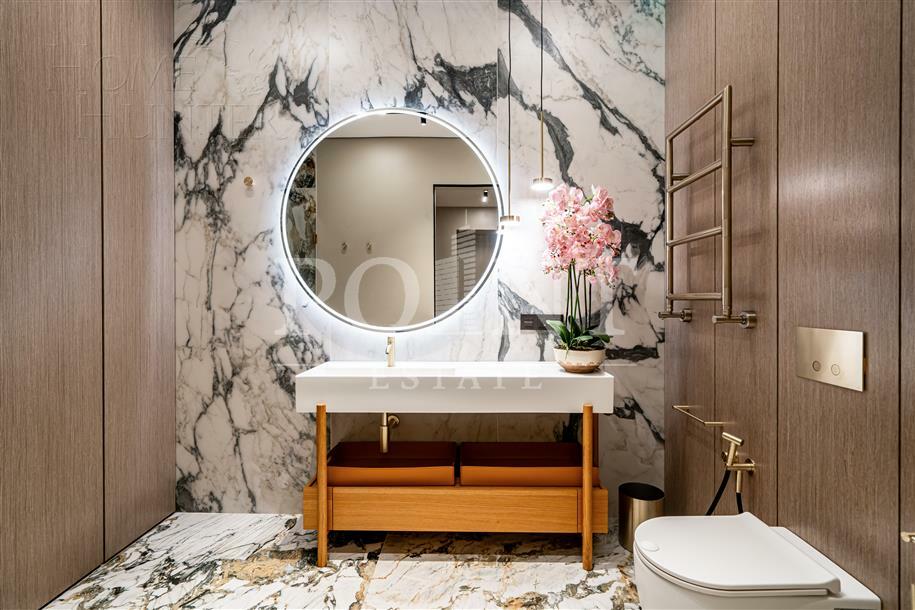 2-этажный коттедж 745 м² с отделкой