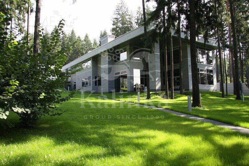 2-этажный коттедж 100 м² с отделкой