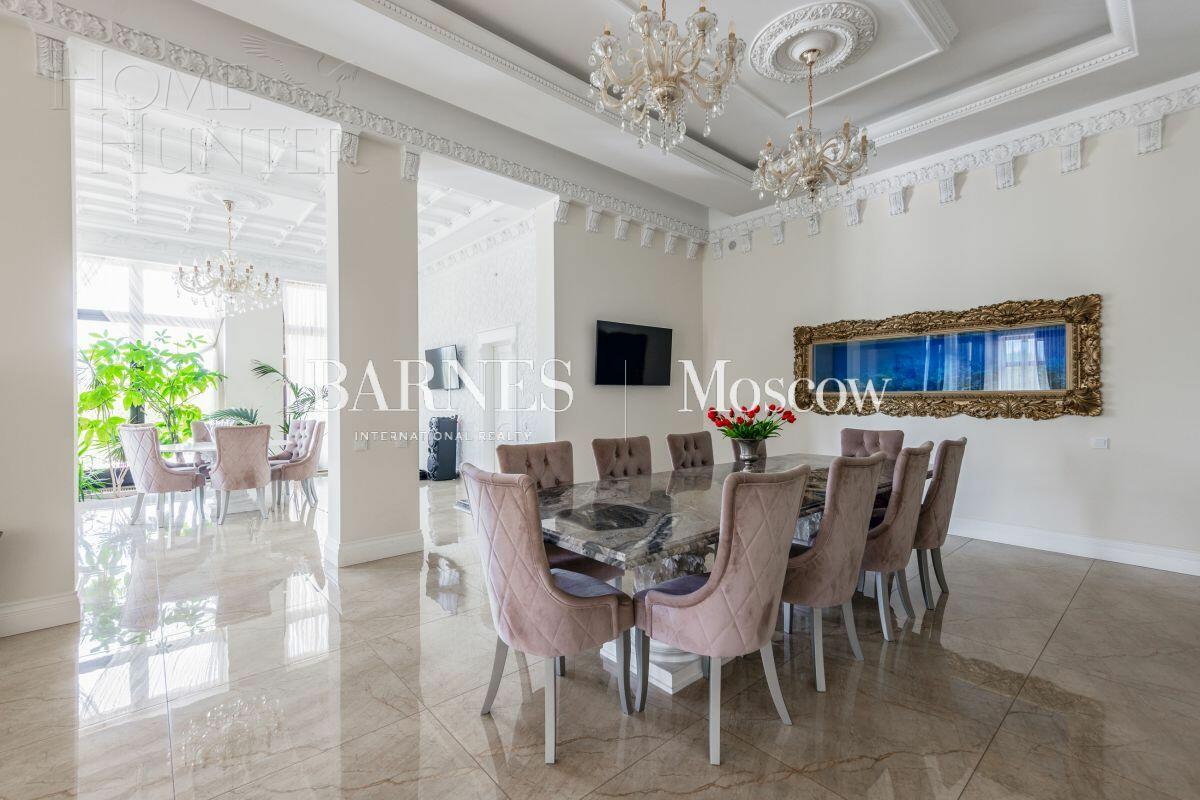 2-этажный коттедж 1 667 м² с отделкой