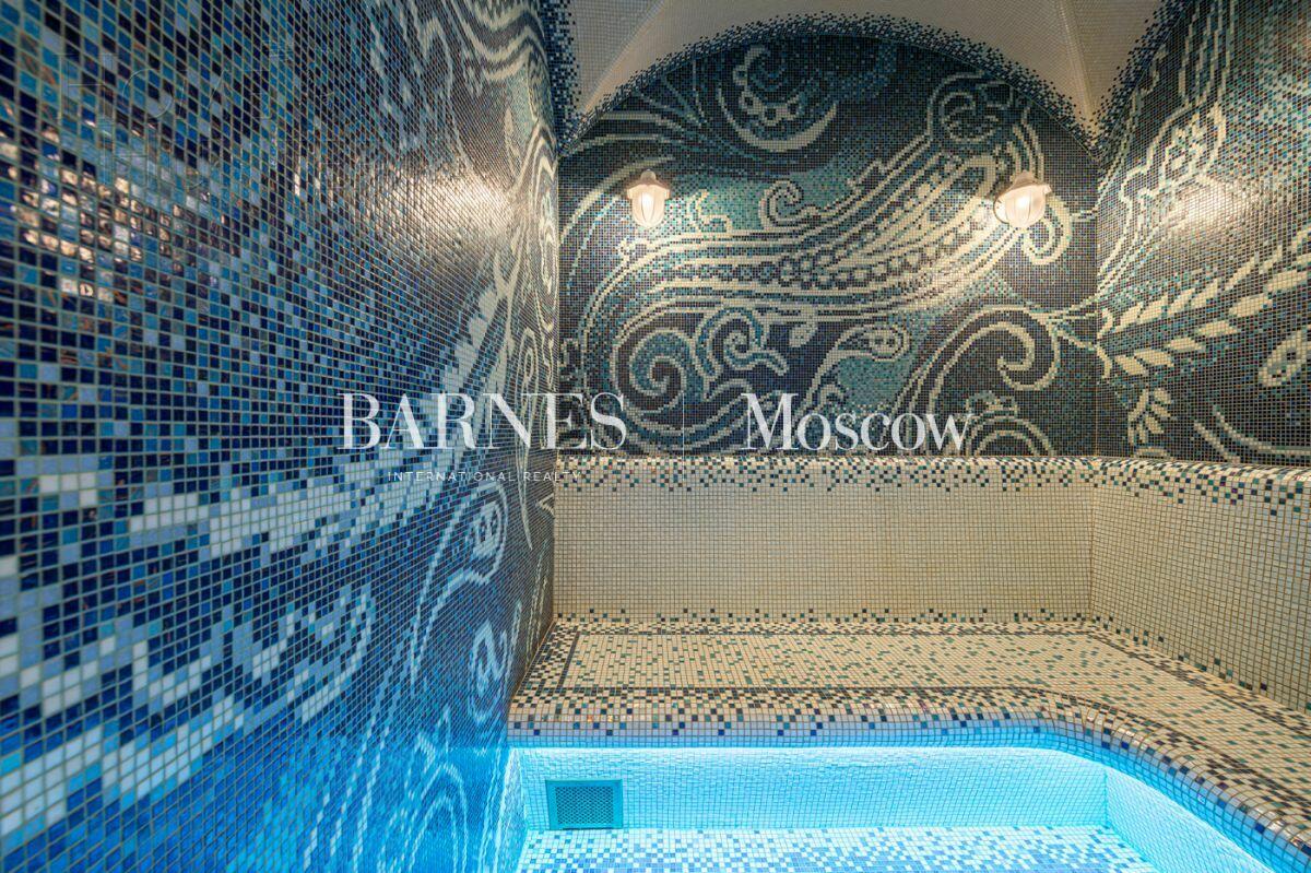 2-УРОВНЕВЫЙ ПЕНТХАУС С ОТДЕЛКОЙ 700 М² НА 12 ЭТАЖЕ