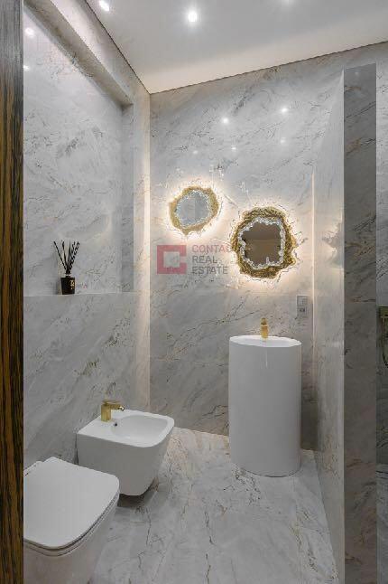 2-этажный коттедж 350 м² с отделкой