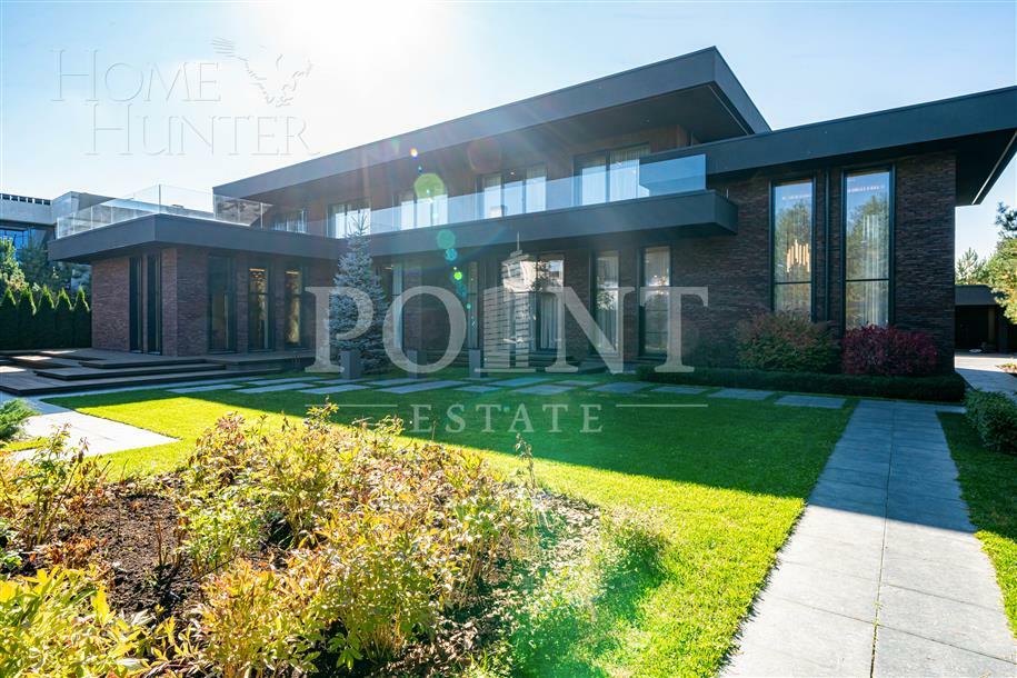 2-этажный коттедж 745 м² с отделкой