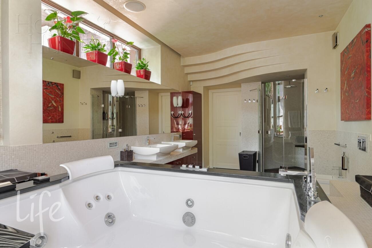 2-этажный коттедж 847 м² с отделкой