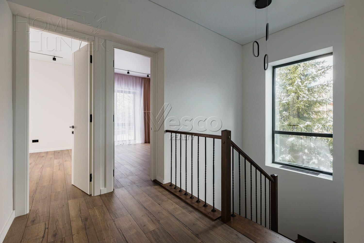 2-этажный коттедж 232 м² с отделкой