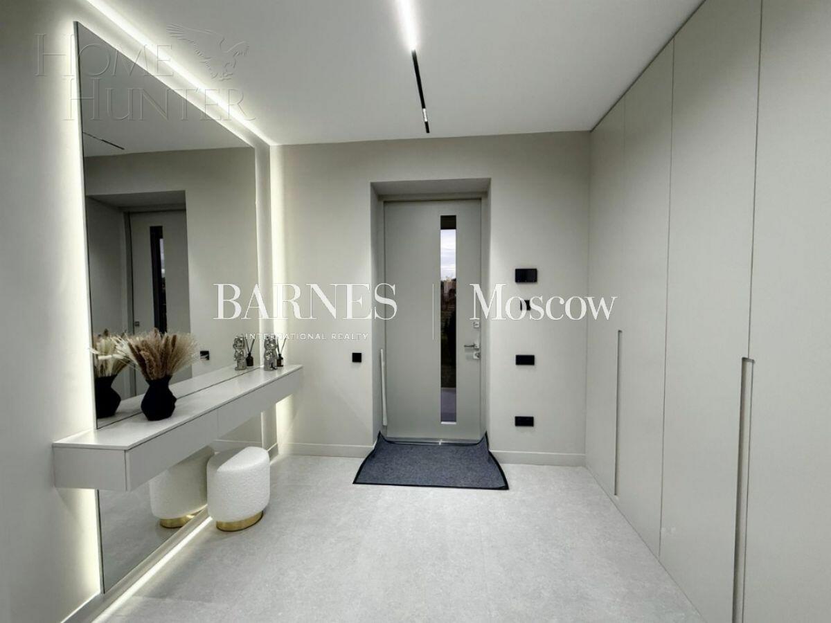 2-этажный коттедж 303 м² с отделкой