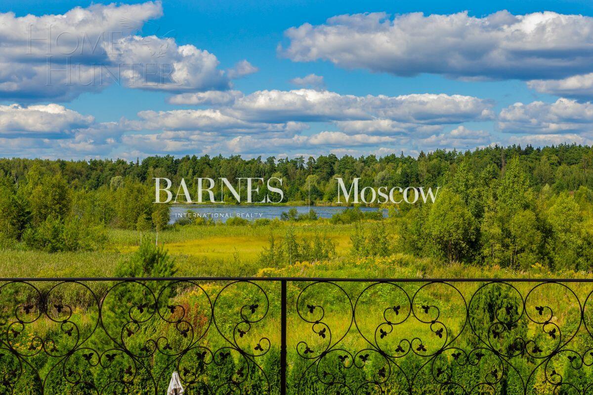 2-этажный коттедж 1 667 м² с отделкой