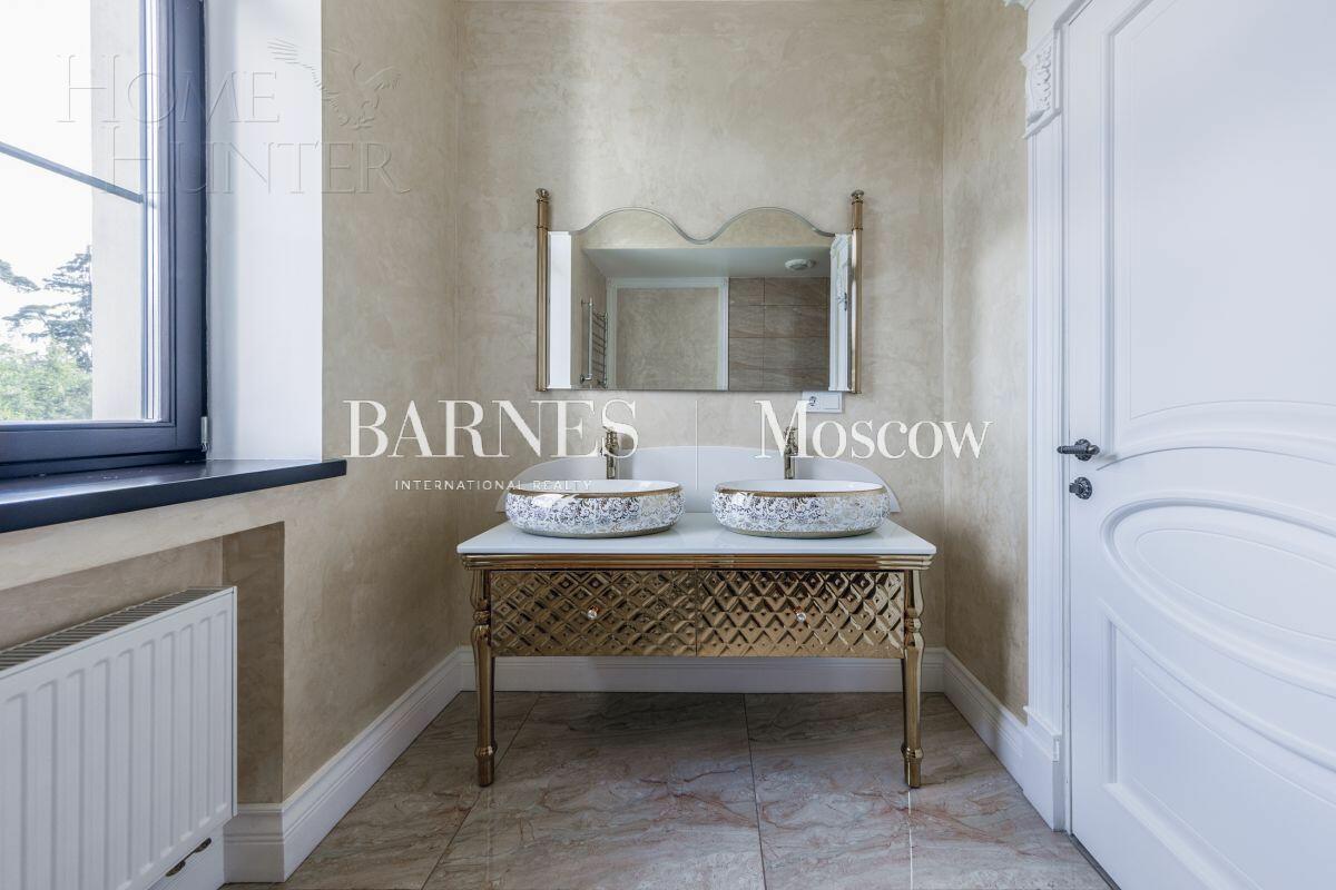 2-этажный коттедж 1 667 м² с отделкой