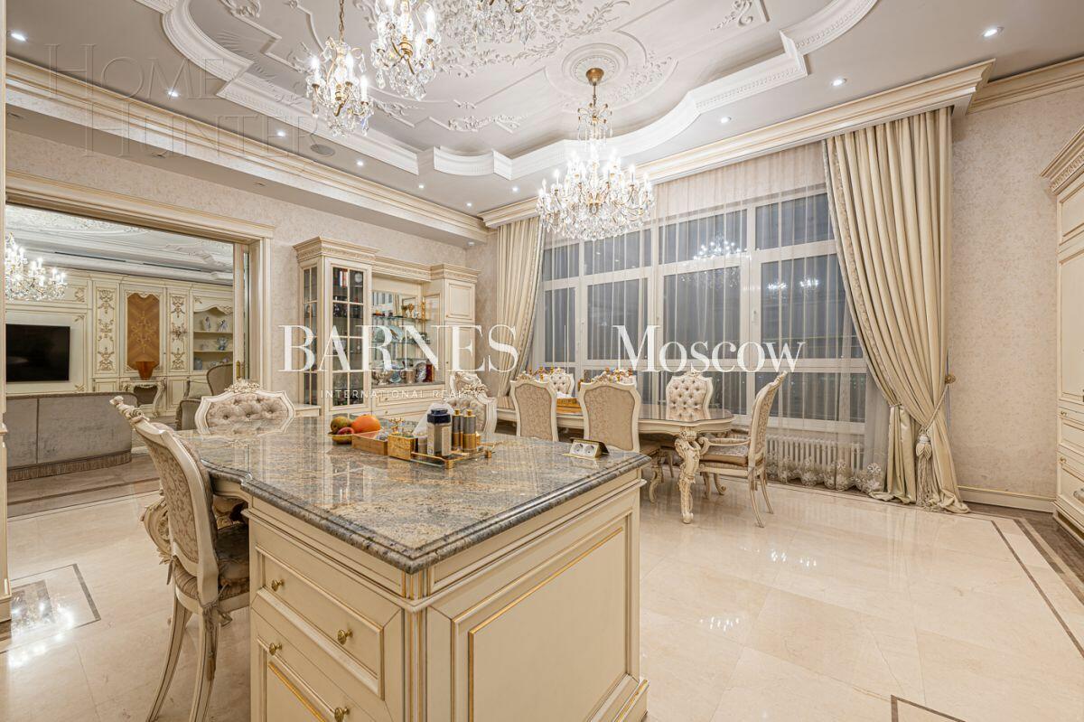 2-УРОВНЕВЫЙ ПЕНТХАУС С ОТДЕЛКОЙ 700 М² НА 12 ЭТАЖЕ