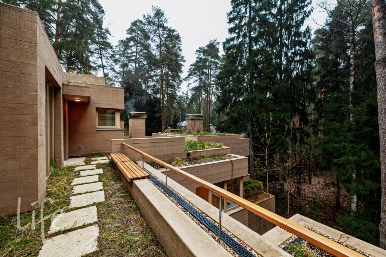 2-этажный коттедж 1 330 м² с отделкой