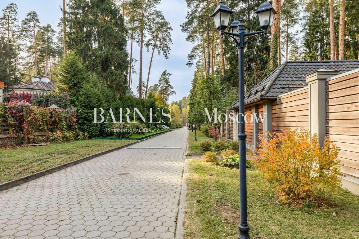 2-этажный коттедж 616 м² без отделки