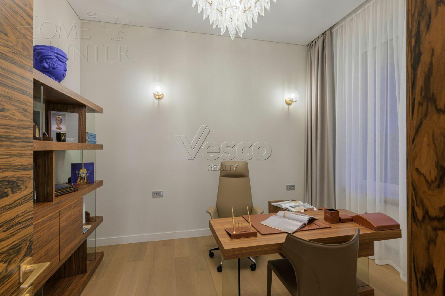 2-этажный коттедж 300 м² с отделкой