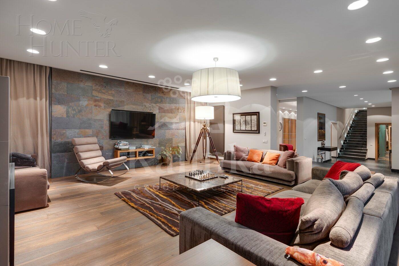 2-этажный коттедж 640 м² с отделкой