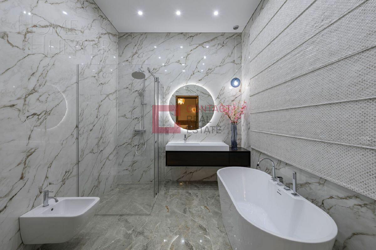 2-этажный коттедж 350 м² с отделкой