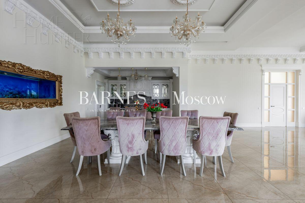 2-этажный коттедж 1 667 м² с отделкой