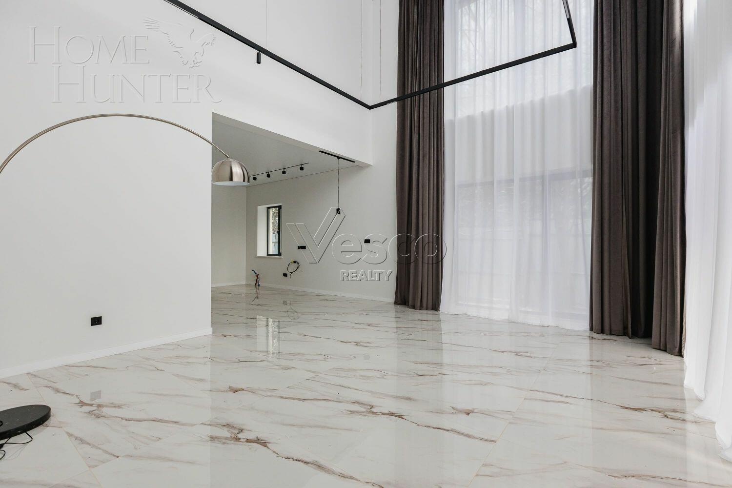 2-этажный коттедж 232 м² с отделкой