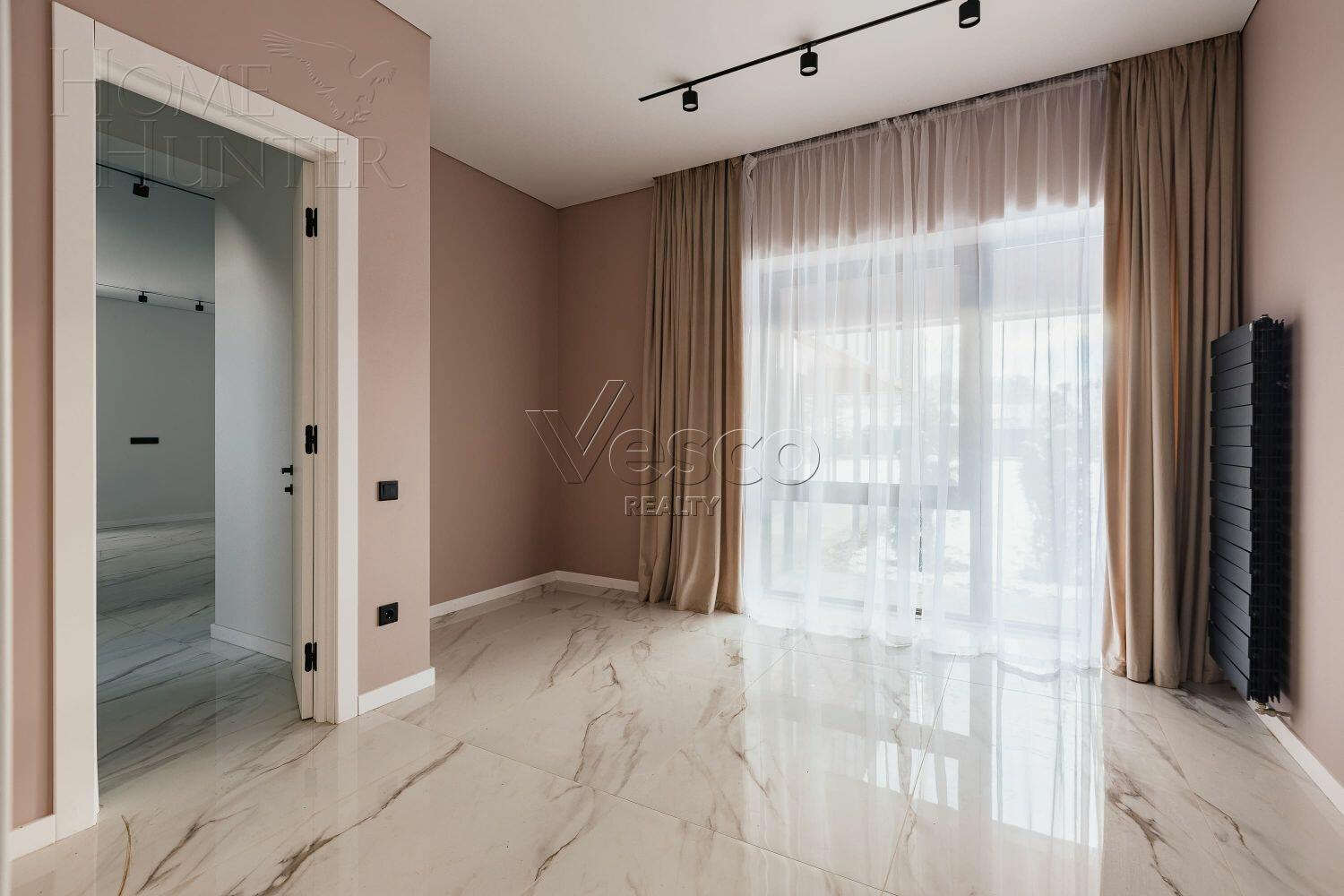 2-этажный коттедж 232 м² с отделкой