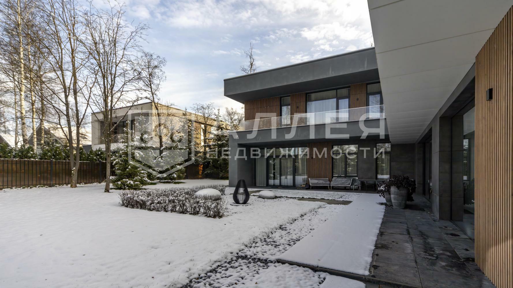 2-этажный коттедж 800 м² с отделкой