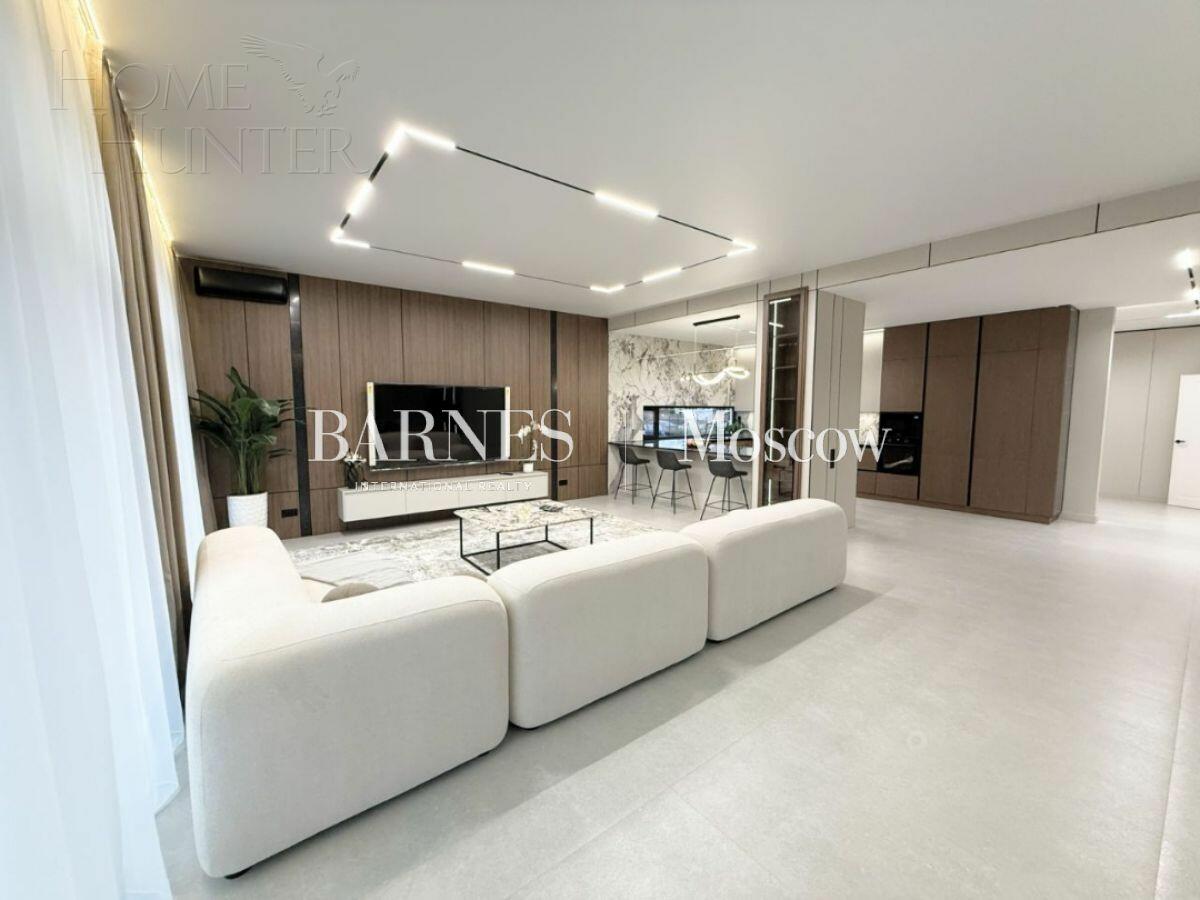 2-этажный коттедж 303 м² с отделкой