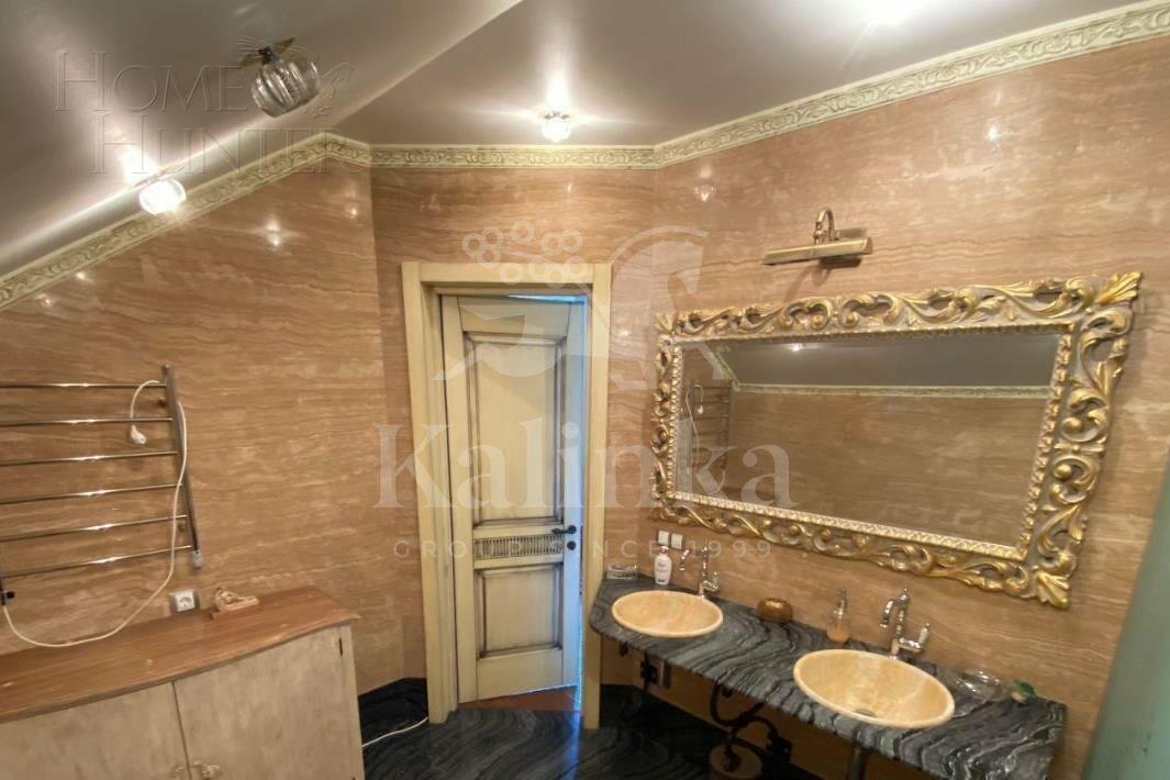 3-этажный коттедж 400 м² с отделкой