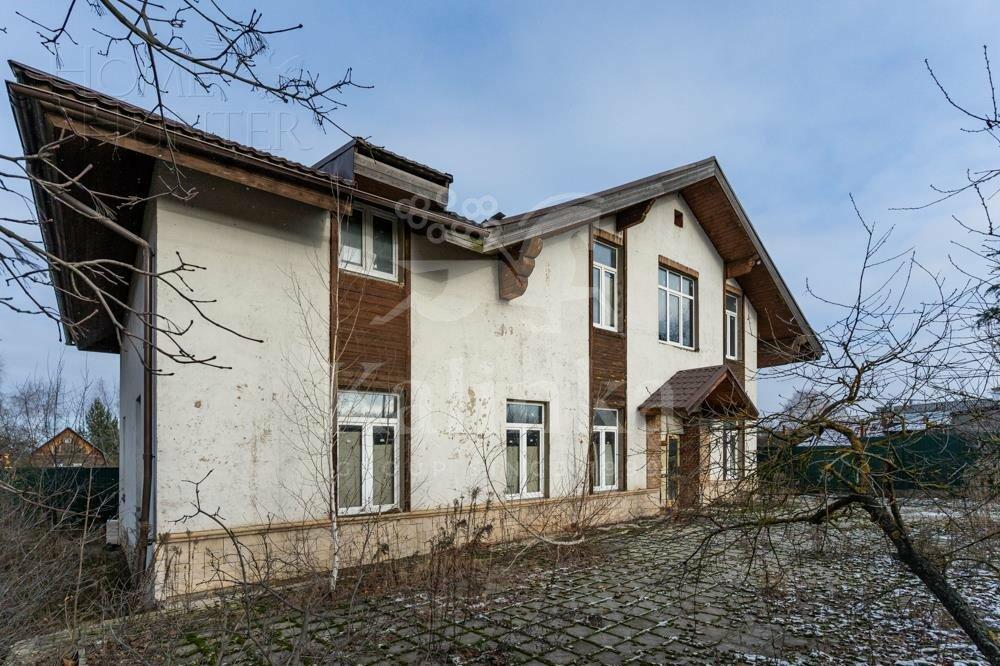 2-этажный коттедж 1 088 м² без отделки