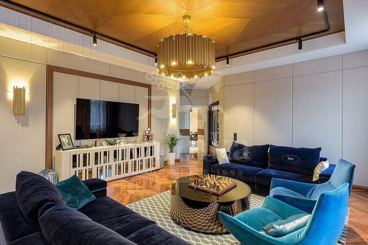 2-этажный коттедж 1 280 м² с отделкой