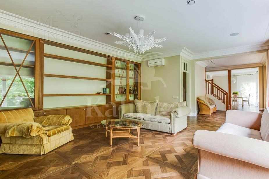 2-этажный коттедж 450 м² с отделкой