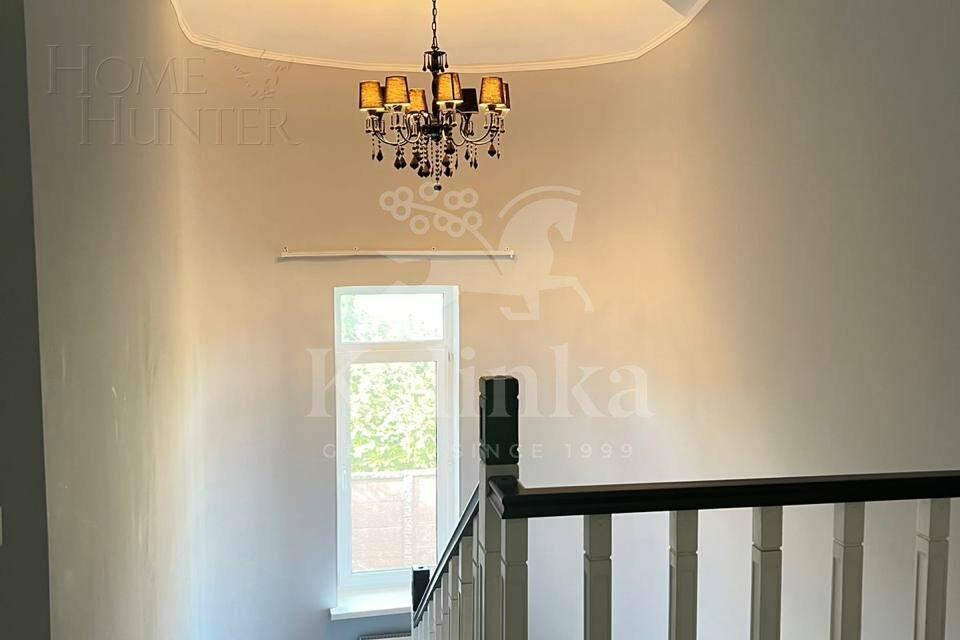 2-этажный коттедж 300 м² с отделкой