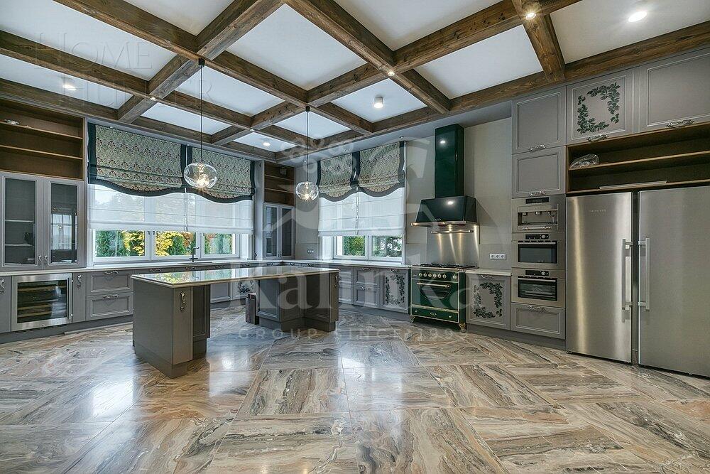 2-этажный коттедж 737 м² с отделкой