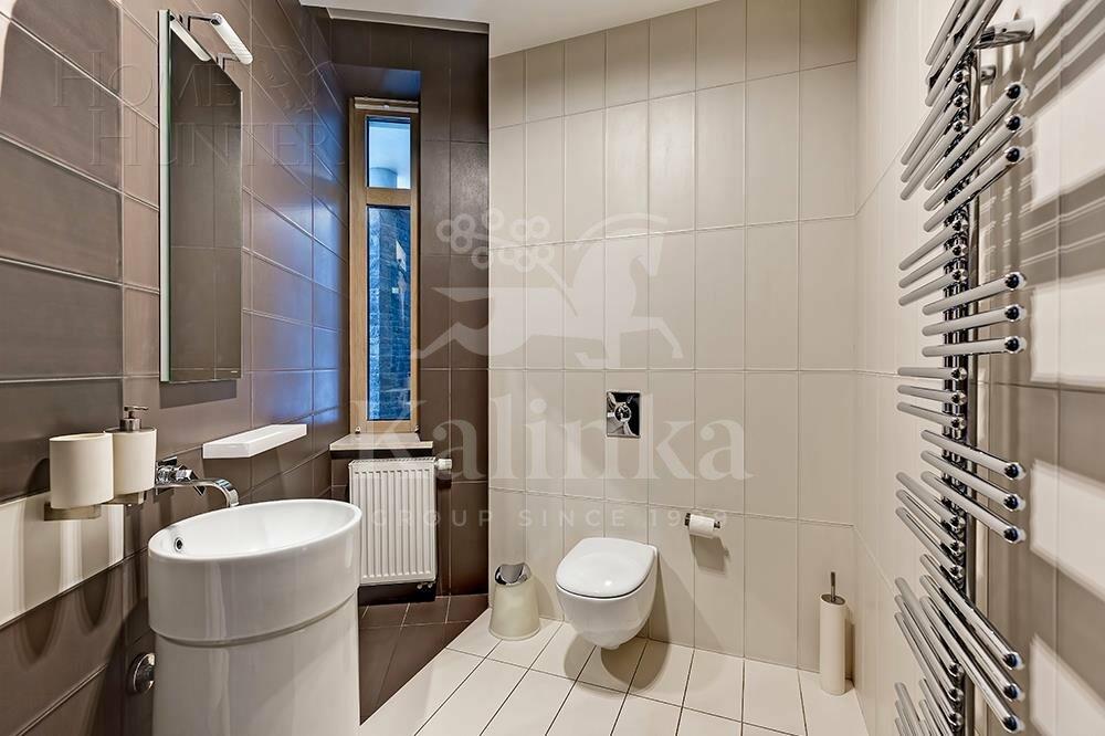 2-этажный коттедж 1 622 м² с отделкой