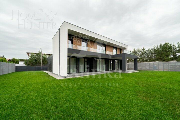 2-этажный коттедж 604 м² без отделки