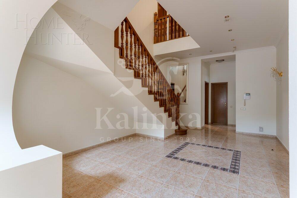 2-этажный коттедж 370 м² с отделкой