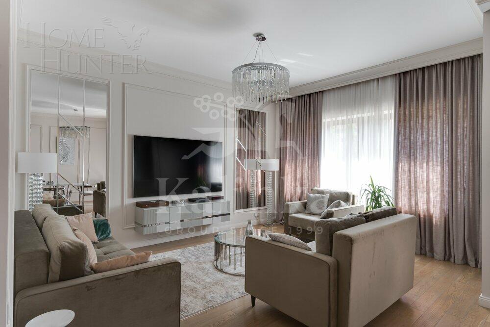 3-этажный таунхаус 400 м² с отделкой