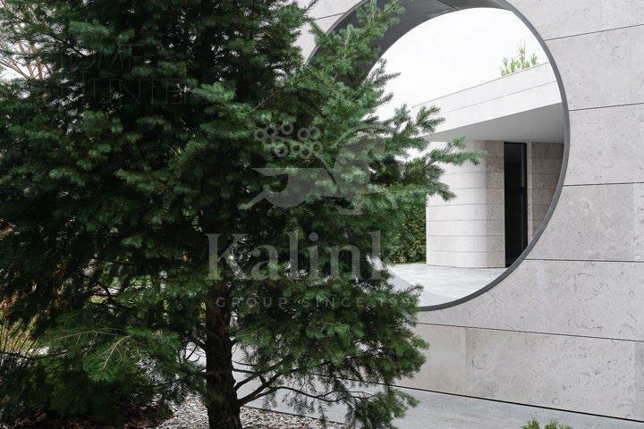 2-этажный коттедж 1 371.2 м² с отделкой