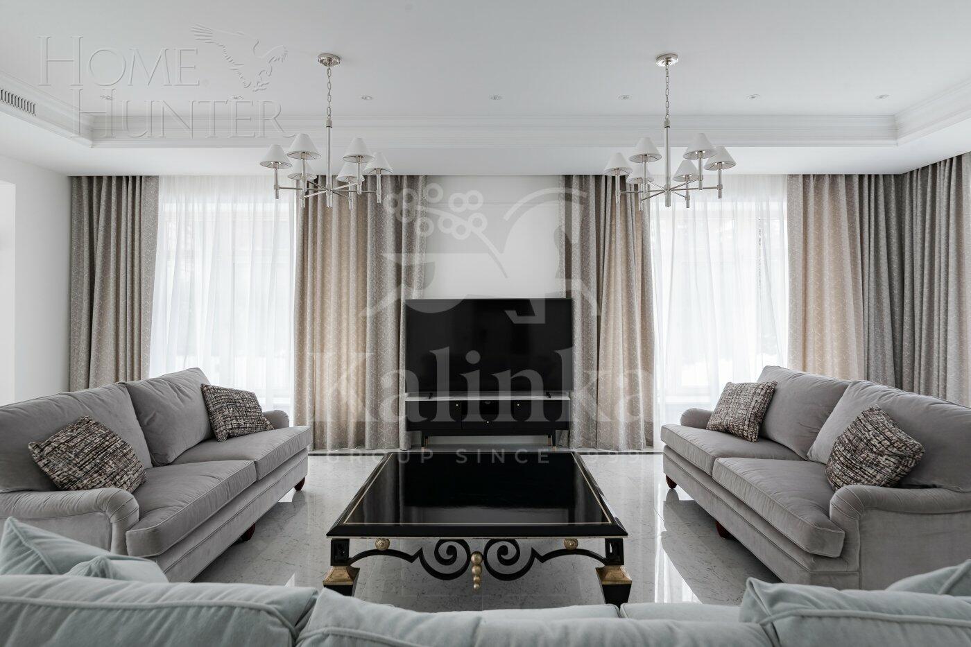 2-этажный коттедж 1 250 м² с отделкой