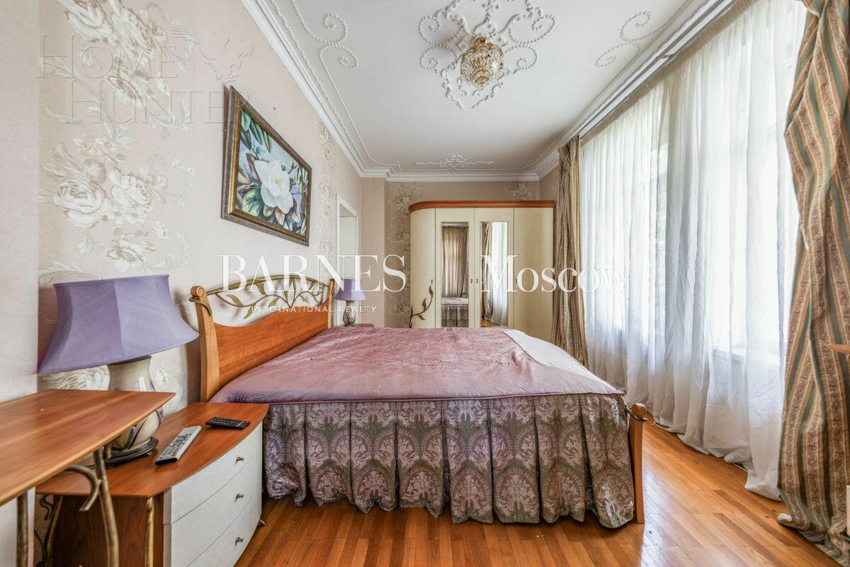 2-этажный коттедж 800 м² с отделкой